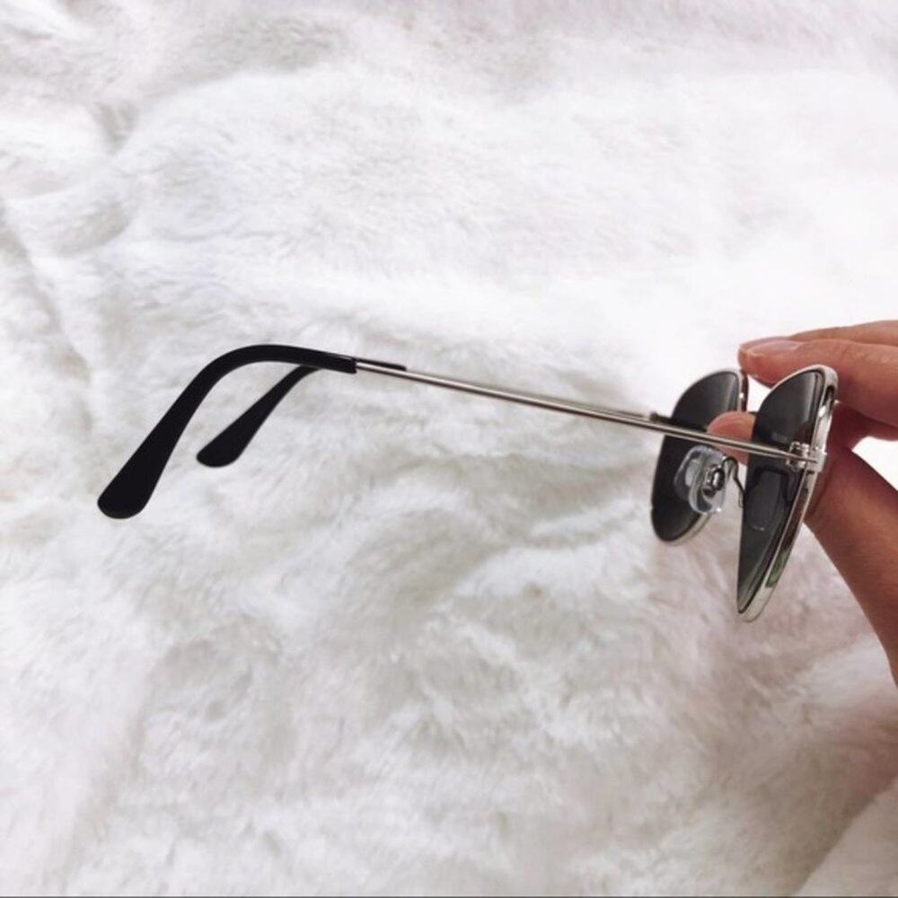 Remy Silver Mirrored Aviator Sunglasses - Picture 6 of 9
